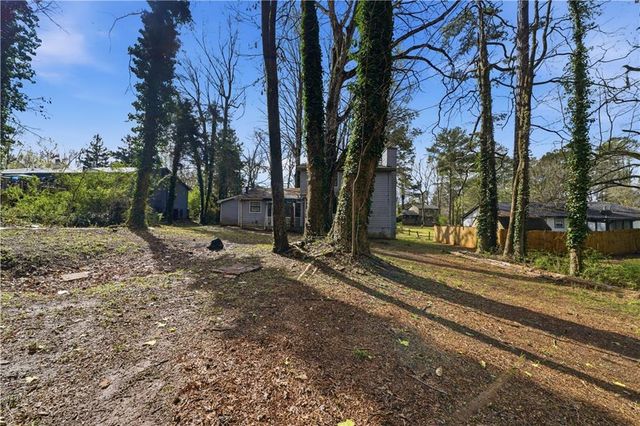 2904 Woodhollow Lane, Jonesboro, GA 30236