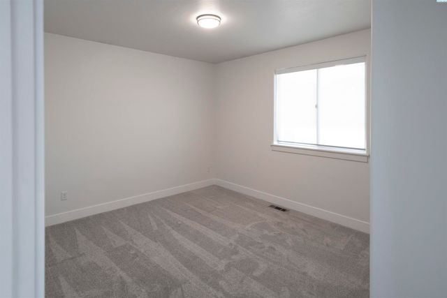 4841 Tillamook Dr, Richland, WA 99352