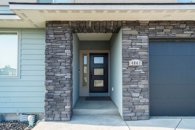 4841 Tillamook Dr, Richland, WA 99352