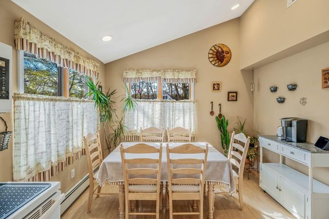 2 Armor Court, Kings Park, NY 11754