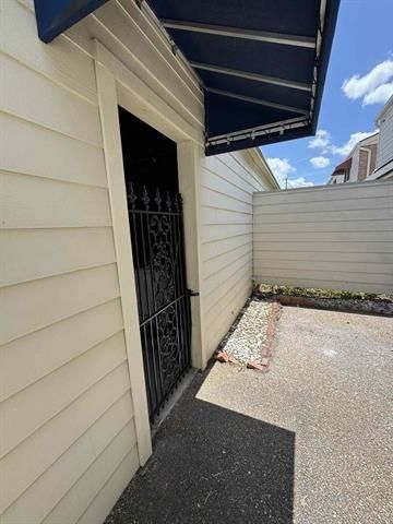 6349 Ivanhoe Lane, Beaumont, TX 77706