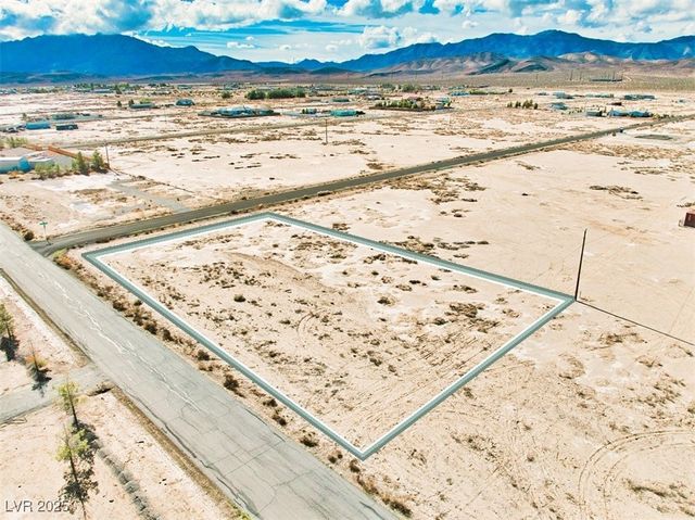 670 South Corbin Street, Pahrump, NV 89048