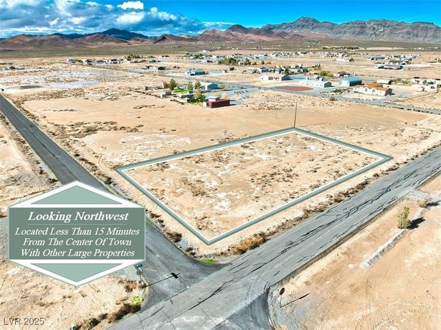 670 South Corbin Street, Pahrump, NV 89048