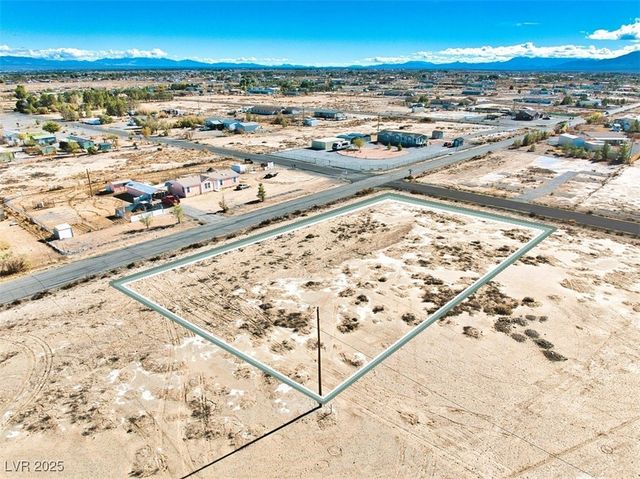 670 South Corbin Street, Pahrump, NV 89048