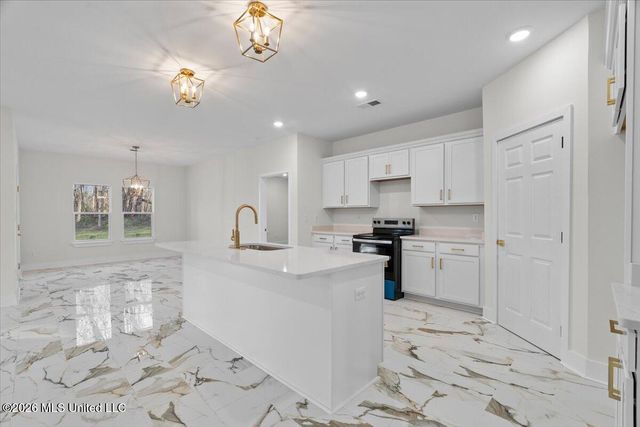 185 Lee Creek Cove, Byhalia, MS 38611