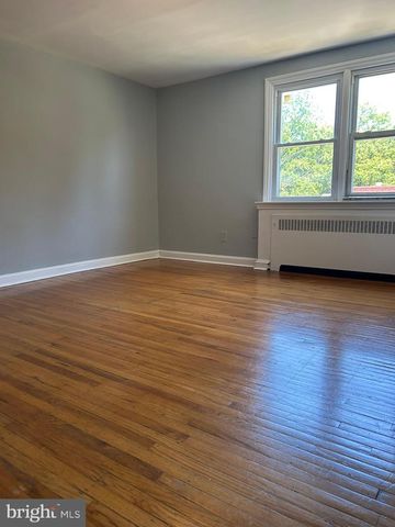 608 BRIARCLIFF RD, Upper Darby, PA 19082