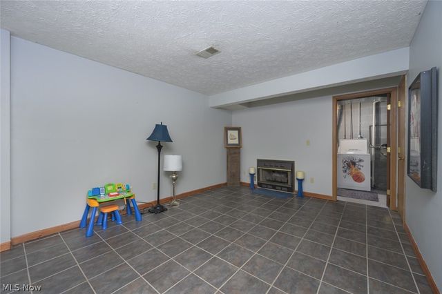 3204 Deer Trail D, Cortland, OH 44410