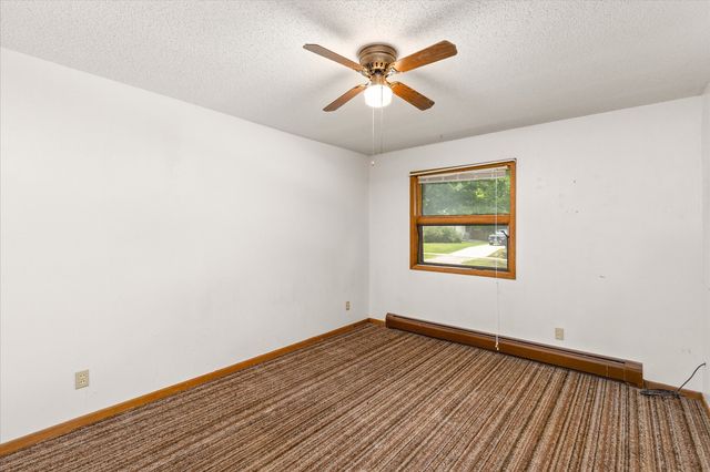 410 W Elm Street, Hartford, IA 50118