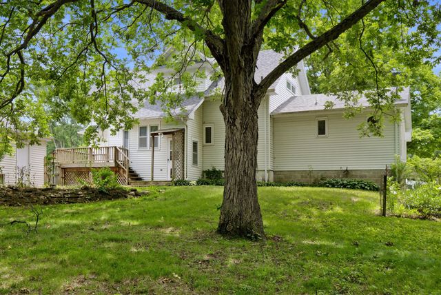 410 W Elm Street, Hartford, IA 50118