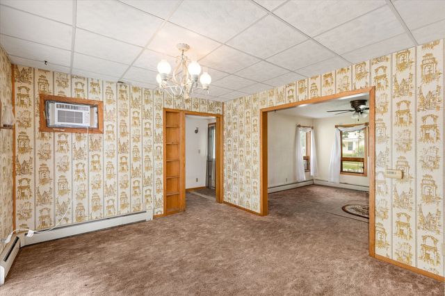 410 W Elm Street, Hartford, IA 50118