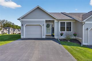 183 Timber Wolf Circle, Geddes, NY 13209