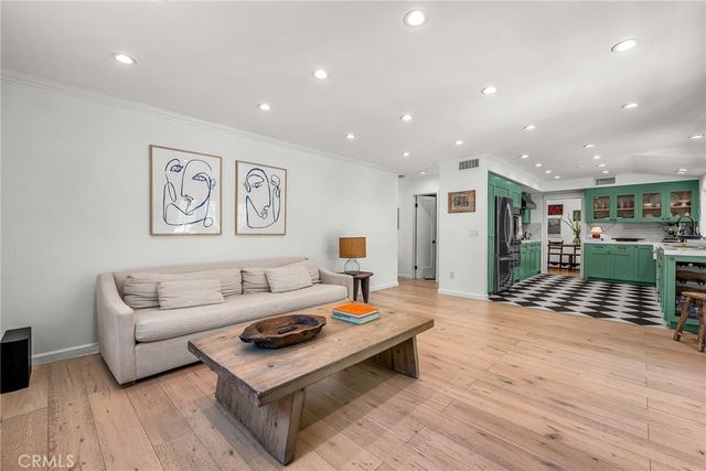 17152 Escalon, Encino, CA 91436