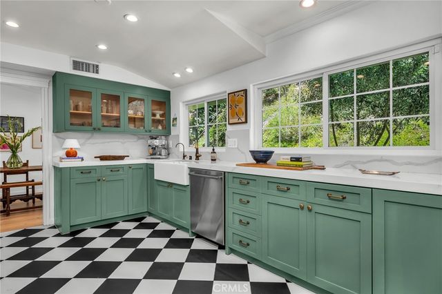 17152 Escalon, Encino, CA 91436