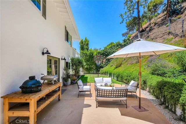 17152 Escalon, Encino, CA 91436