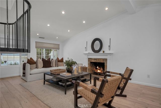 17152 Escalon, Encino, CA 91436