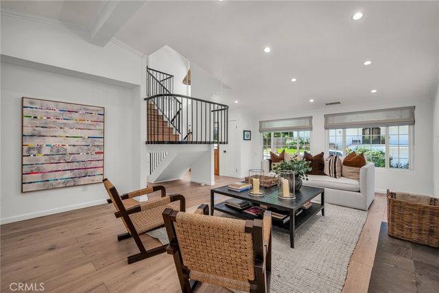 17152 Escalon, Encino, CA 91436