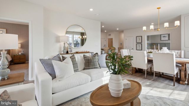 103 DELHAAS CIR, Bristol, PA 19007