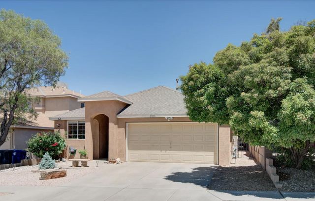 6705 El Modesto Court NE, Albuquerque, NM 87113
