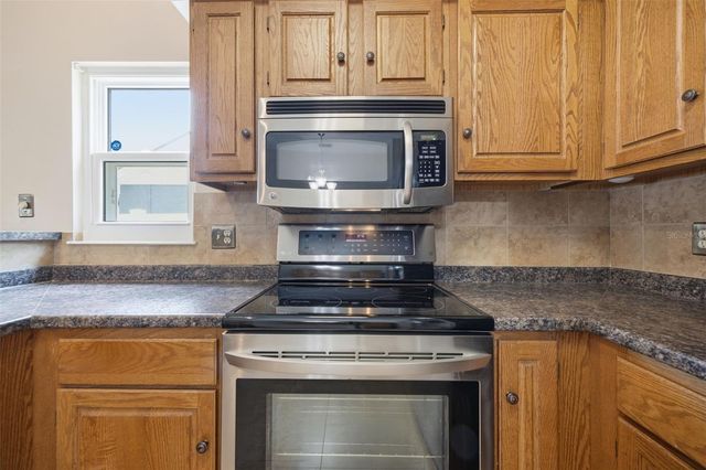 2023 DARLINGTON OAK DRIVE, Seffner, FL 33584