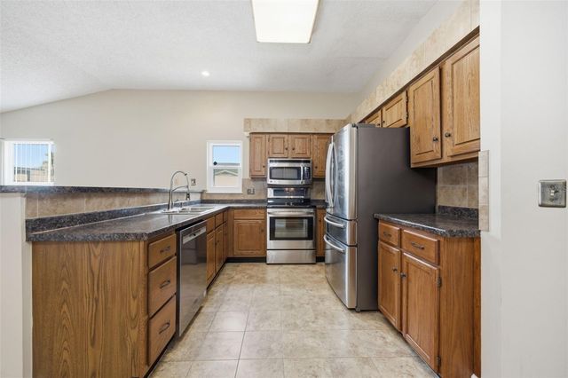 2023 DARLINGTON OAK DRIVE, Seffner, FL 33584