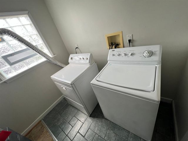 28033 Rosemont Street, Roseville, MI 48066