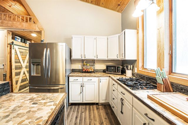 323 S Truhn Road, Fowlerville, MI 48836