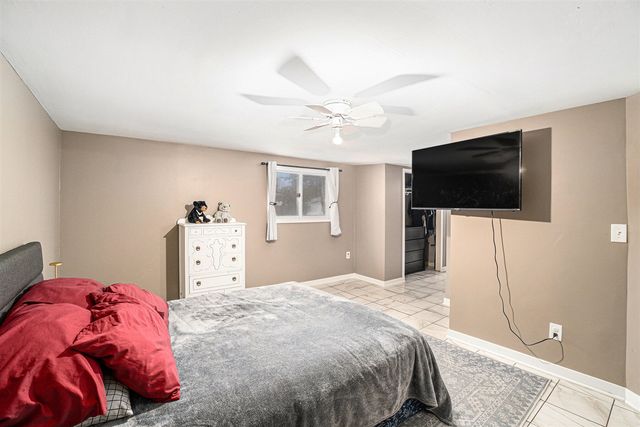 323 S Truhn Road, Fowlerville, MI 48836