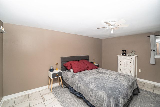 323 S Truhn Road, Fowlerville, MI 48836