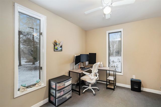 323 S Truhn Road, Fowlerville, MI 48836