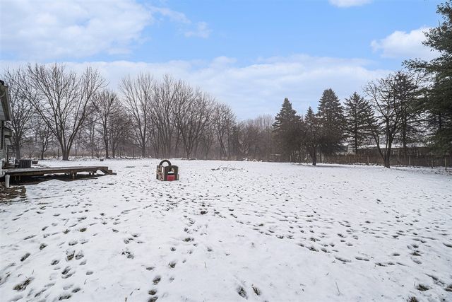 323 S Truhn Road, Fowlerville, MI 48836