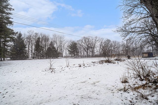 323 S Truhn Road, Fowlerville, MI 48836
