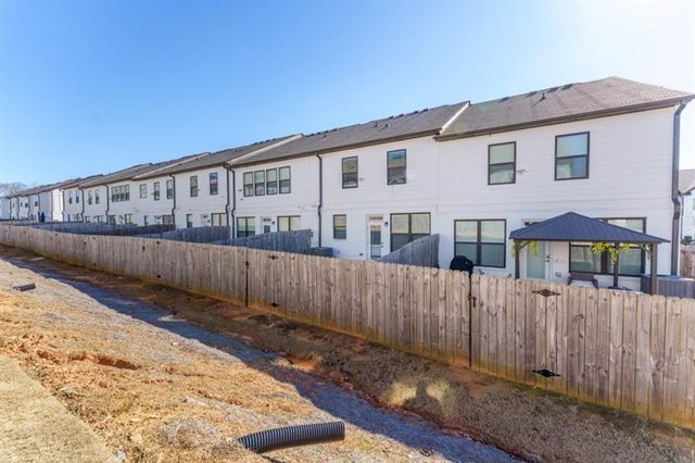 73 South Auburn Landing Place, Auburn, GA 30011