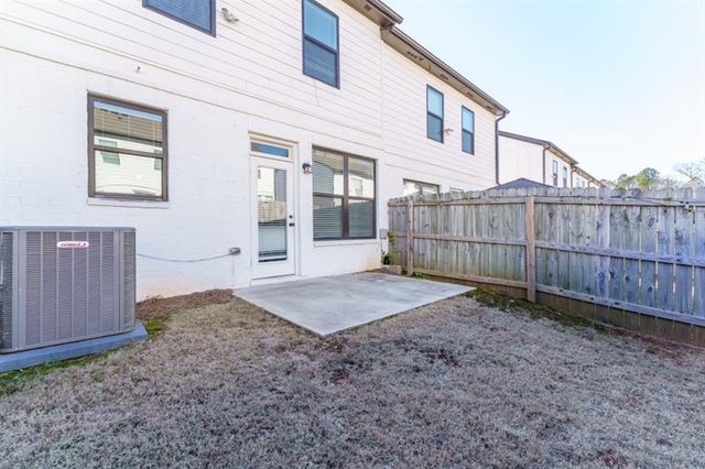 73 South Auburn Landing Place, Auburn, GA 30011