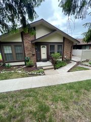 40524 Newport Drive, Plymouth Charter Township, MI 48170