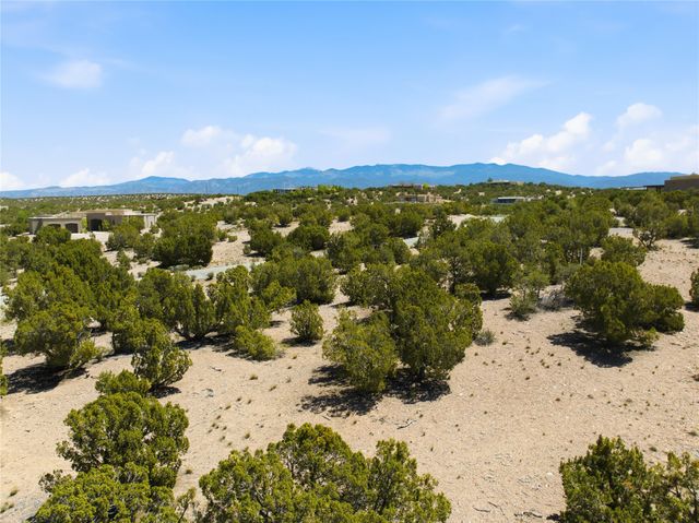 37 Sundance Ridge Circle, Santa Fe, NM 87506