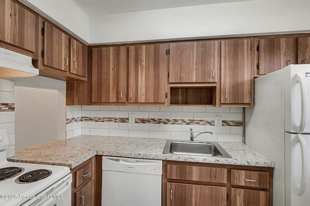 204 W Seminole Avenue 13, Melbourne, FL 32901