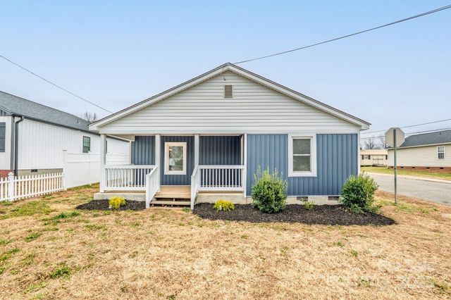 636 Central Drive NW, Concord, NC 28027