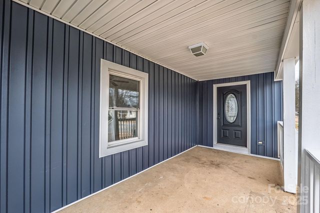 636 Central Drive NW, Concord, NC 28027