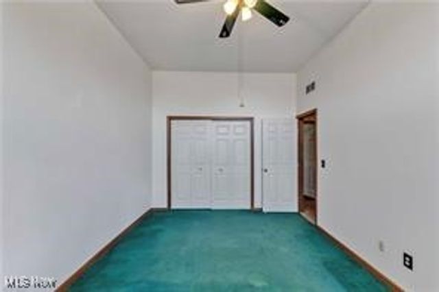 1030 Guadalupe Drive, Parma, OH 44134