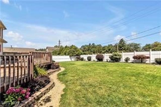 1030 Guadalupe Drive, Parma, OH 44134