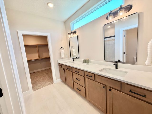 2531 S Clear Creek St, Wichita, KS 67230