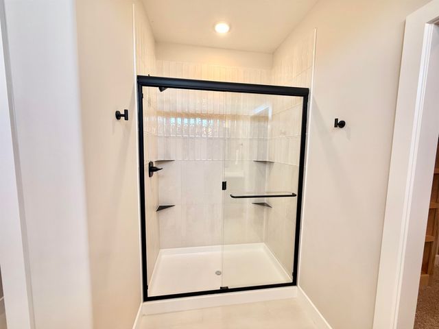 2531 S Clear Creek St, Wichita, KS 67230