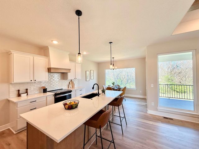 2531 S Clear Creek St, Wichita, KS 67230