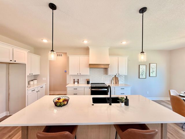 2531 S Clear Creek St, Wichita, KS 67230