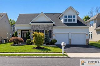 3 Aquaduct Road, Monroe, NJ 08831