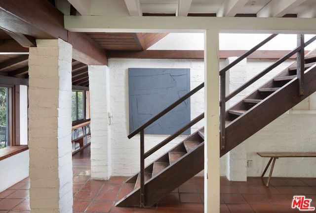2840 Seattle Drive, Los Angeles, CA 90046