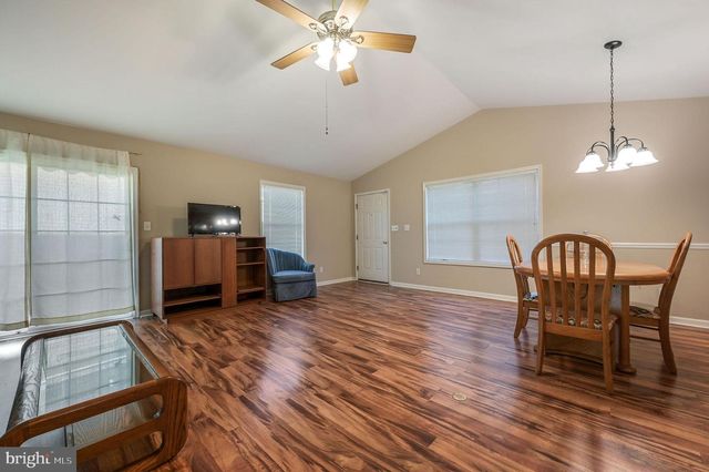 38 PLANTERS RUN CT, Dover, DE 19901