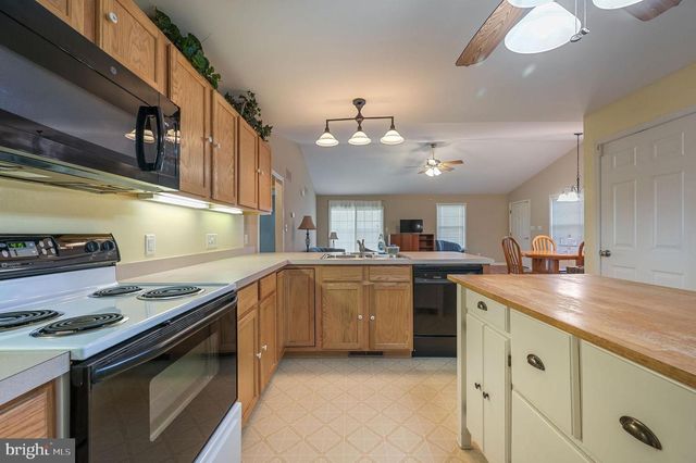 38 PLANTERS RUN CT, Dover, DE 19901