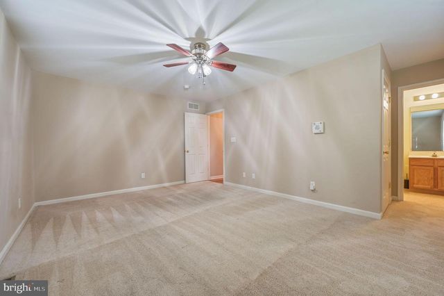 38 PLANTERS RUN CT, Dover, DE 19901