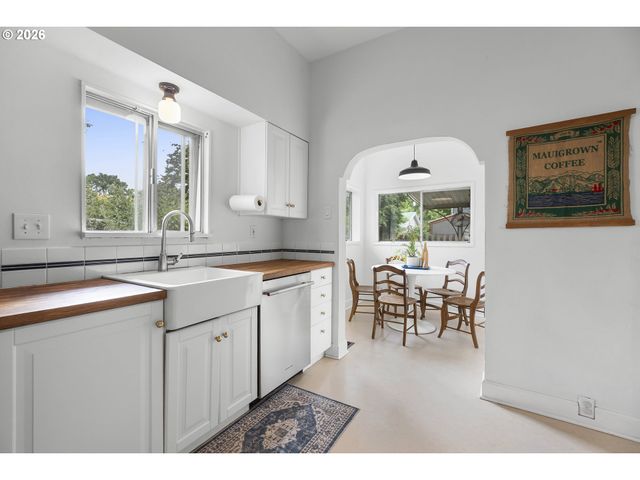 5815 N Delaware Ave, Portland, OR 97217